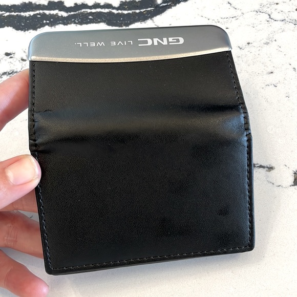 NIB GNC Live Well Business Card Holder - Picture 5 of 6